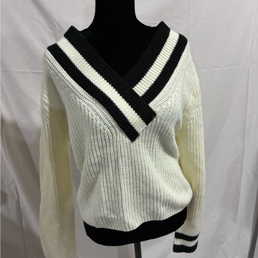 Calvin Klein Jeans Black and Cream V-Neck Sweater